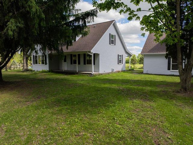 N79W33915 Petersen Road, Oconomowoc, WI 53066