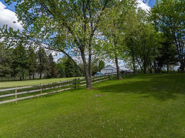 N79W33915 Petersen Road, Oconomowoc, WI 53066