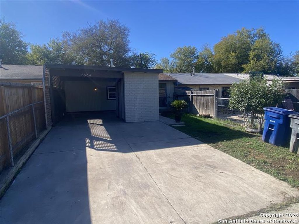 5504 Little Creek, San Antonio, TX 78242