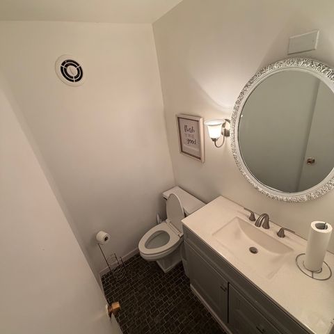 6101 N Sheridan Road 4A, Chicago, IL 60660