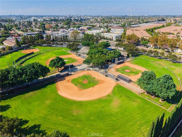 2850 N Glassell Street, Orange, CA 92865