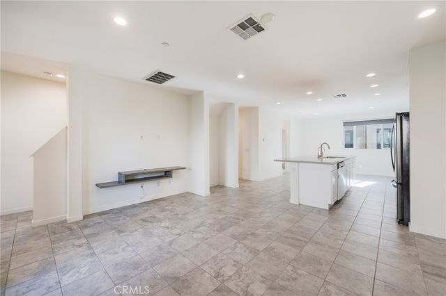 2850 N Glassell Street, Orange, CA 92865