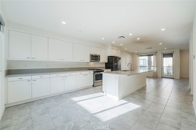 2850 N Glassell Street, Orange, CA 92865