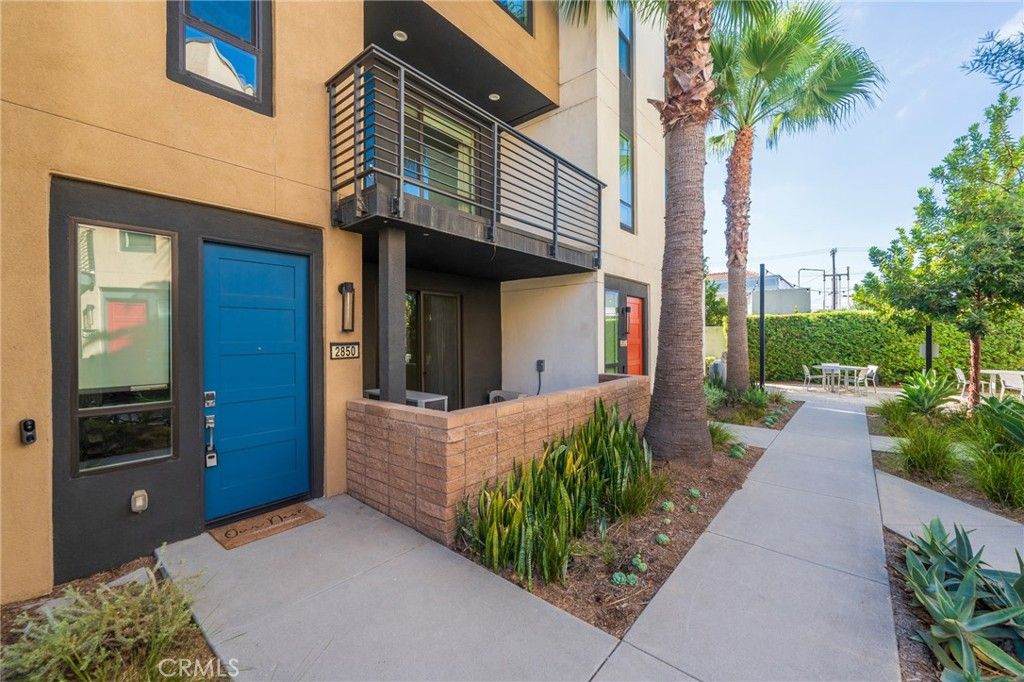 2850 N Glassell Street, Orange, CA 92865