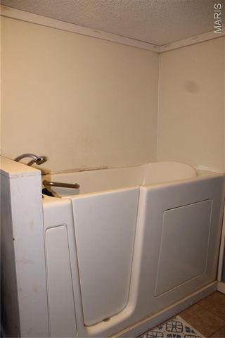 1022 E 4th Street, Kennett, MO 63857