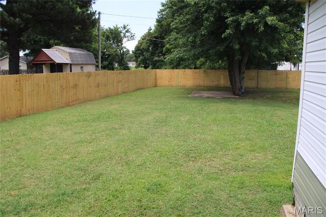 1022 E 4th Street, Kennett, MO 63857