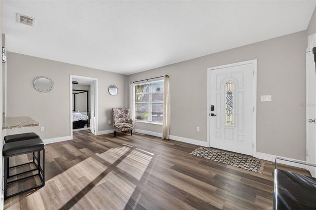 3301 70TH LANE N, St Petersburg, FL 33710