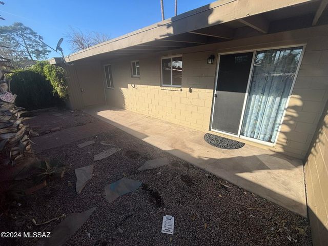2821 N Columbus Blvd Apt 10, Tucson, AZ 85712