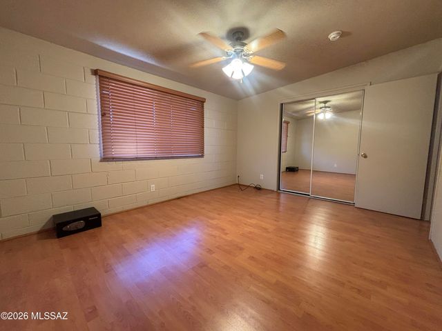 2821 N Columbus Blvd Apt 10, Tucson, AZ 85712