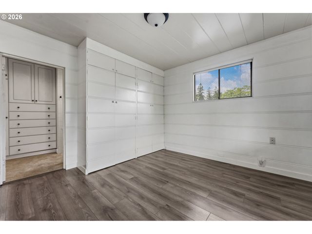 8480 Se HOOD St, Clackamas, OR 97015