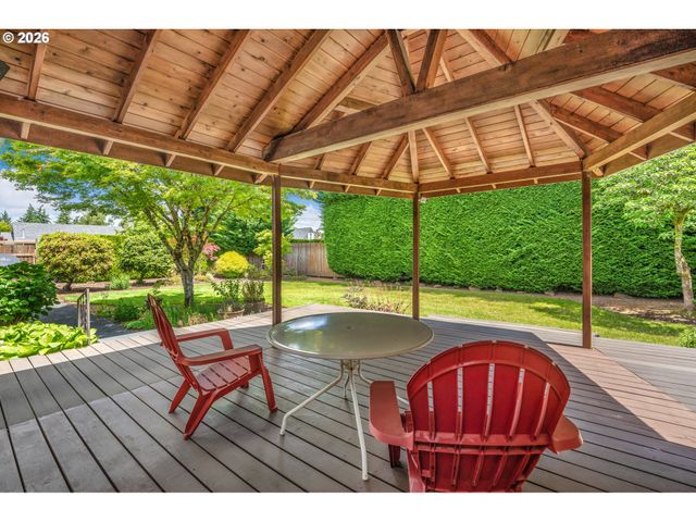 8480 Se HOOD St, Clackamas, OR 97015