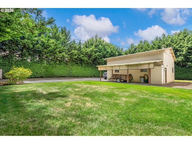 8480 Se HOOD St, Clackamas, OR 97015