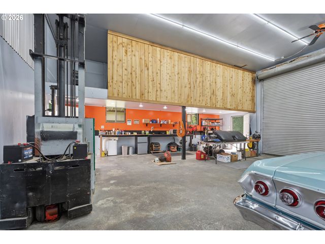 8480 Se HOOD St, Clackamas, OR 97015
