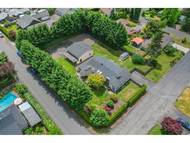 8480 Se HOOD St, Clackamas, OR 97015