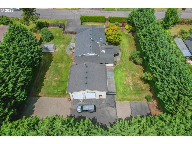 8480 Se HOOD St, Clackamas, OR 97015