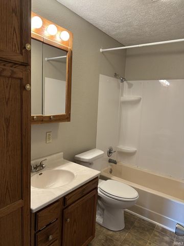 1000 Brentwood Drive, Kokomo, IN 46901