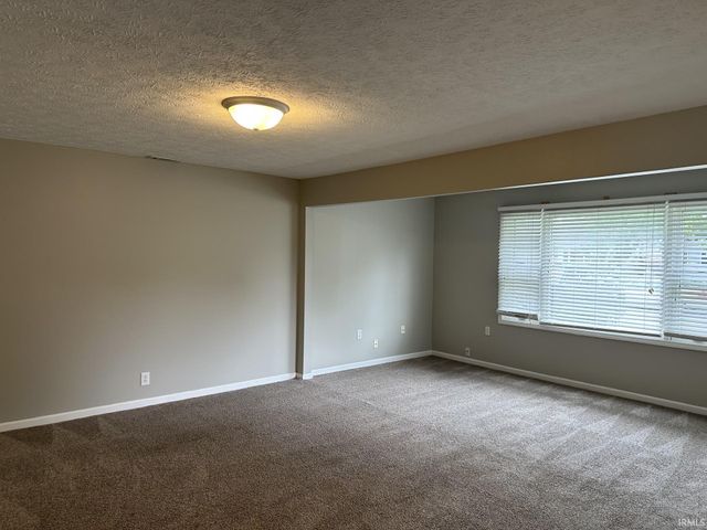 1000 Brentwood Drive, Kokomo, IN 46901