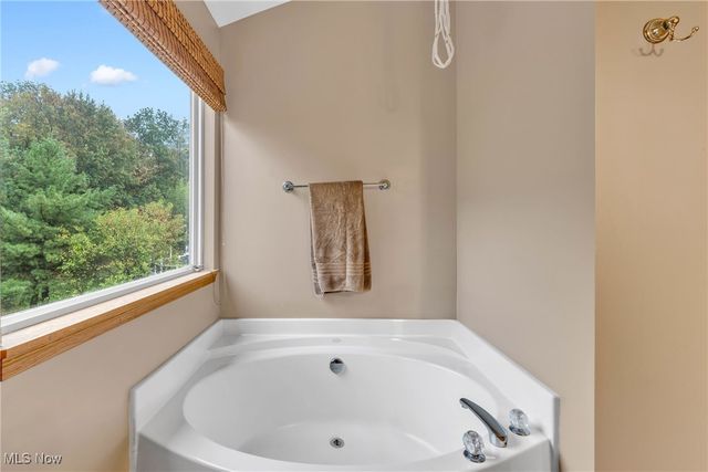 5755 Trystin Tree Drive, Medina, OH 44256