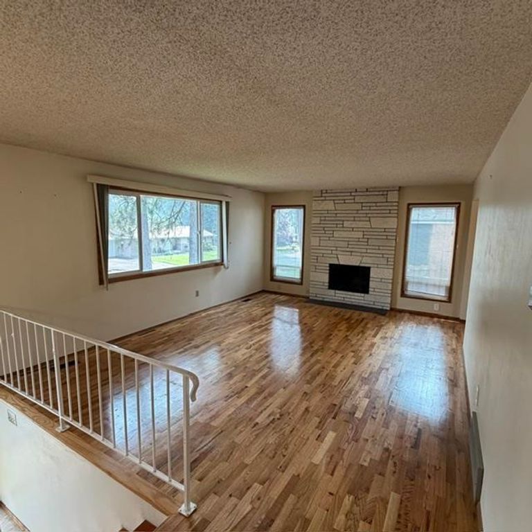 13719 E 29th Ave, Spokane Valley, WA 99216 photo 4