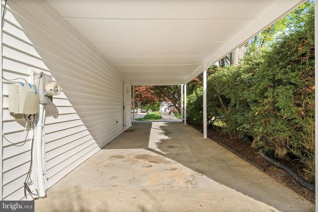 5528 MARLIN ST, Rockville, MD 20853
