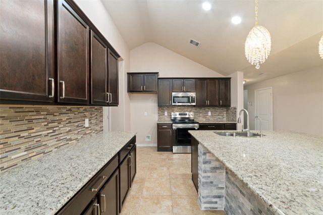 18115 Sonora Brook Lane, Richmond, TX 77407