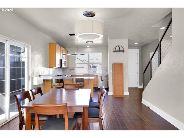 4663 CALUMET Way, Eugene, OR 97404