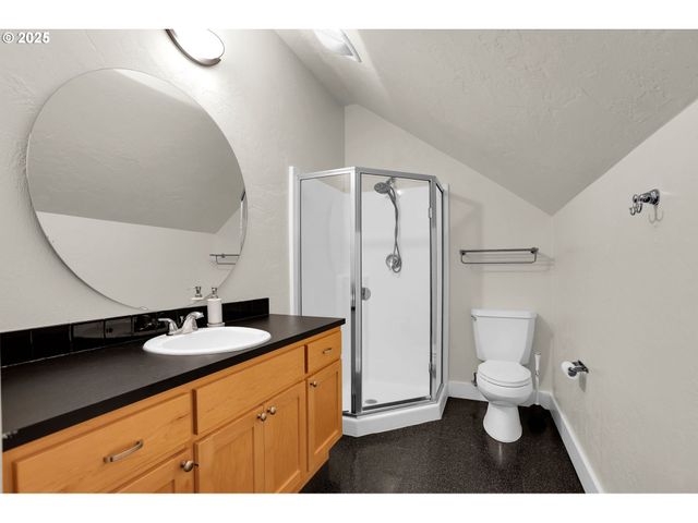 4663 CALUMET Way, Eugene, OR 97404