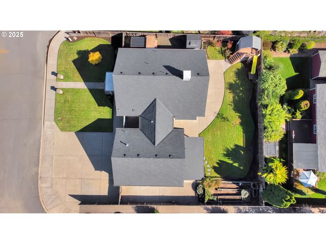 4663 CALUMET Way, Eugene, OR 97404