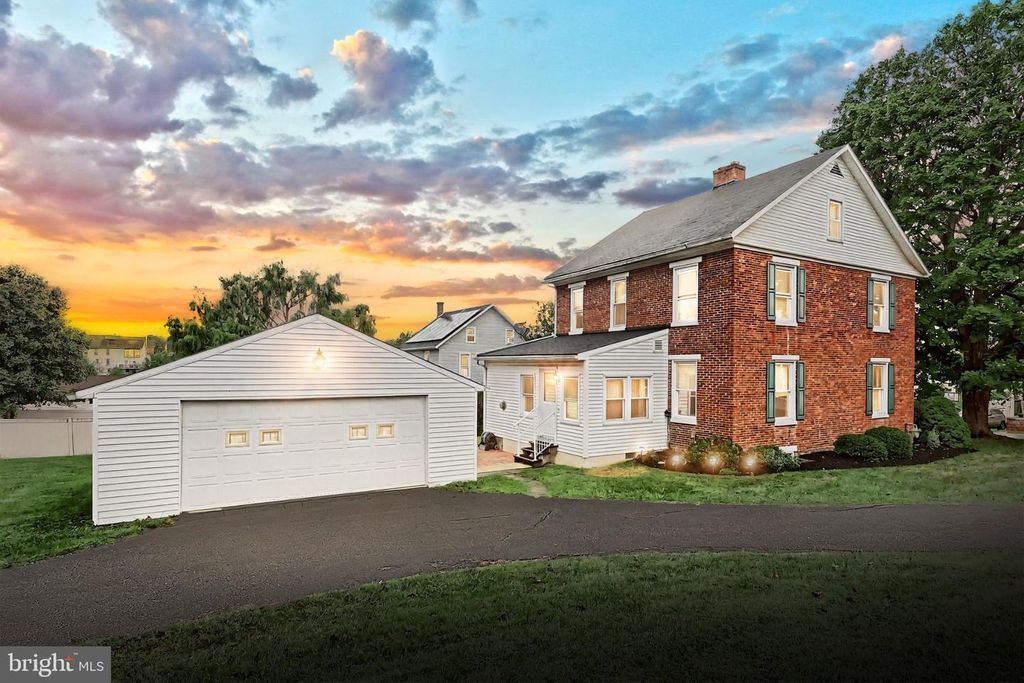 61 GETTYSBURG ST, Arendtsville, PA 17303