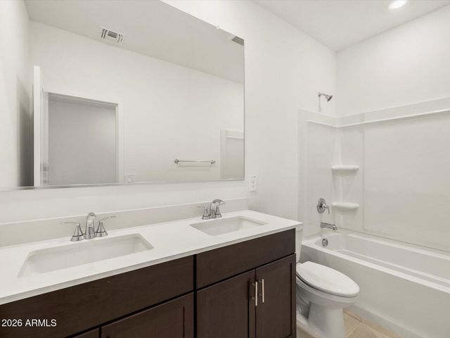 35248 N FLORA Way, San Tan Valley, AZ 85144