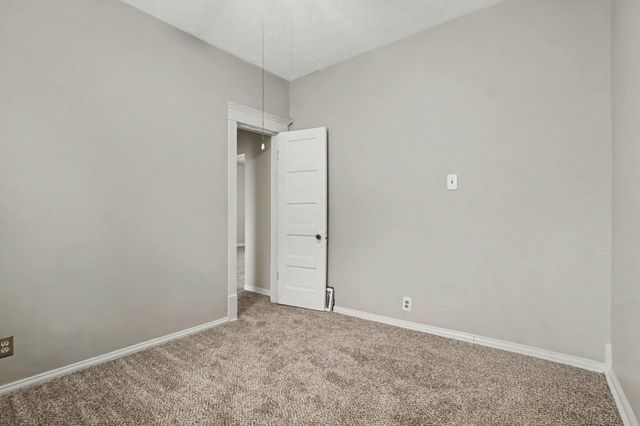 2539 AVENUE A, Council Bluffs, IA 51501