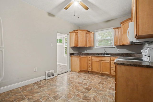 2539 AVENUE A, Council Bluffs, IA 51501