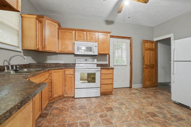 2539 AVENUE A, Council Bluffs, IA 51501