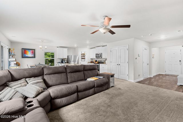 104 Priscilla Place, Hampstead, NC 28443