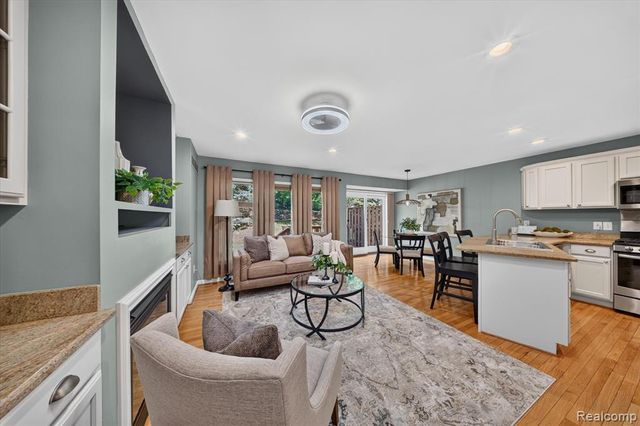 50420 Beechwood Court 39, Plymouth, MI 48170