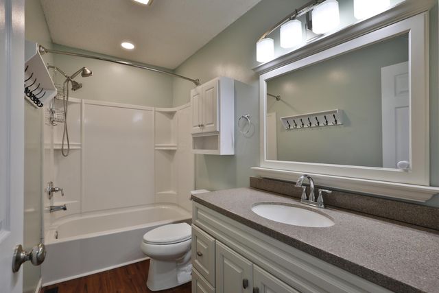 2962 Carlsbad Drive, Hilliard, OH 43026