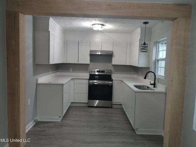 4858 Sheridan Drive, Jackson, MS 39206