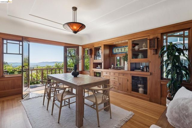 938 San Benito Rd, Berkeley, CA 94707