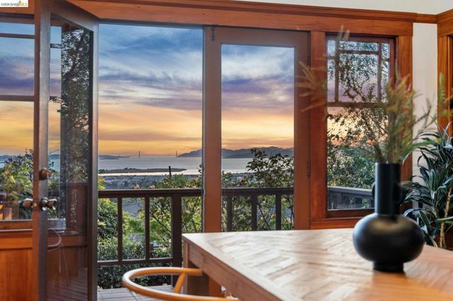 938 San Benito Rd, Berkeley, CA 94707