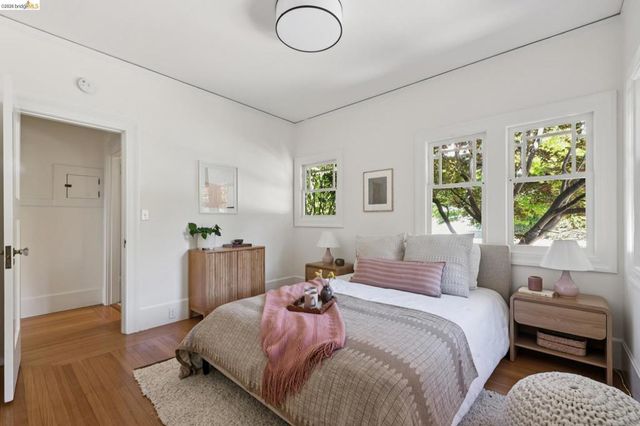 938 San Benito Rd, Berkeley, CA 94707