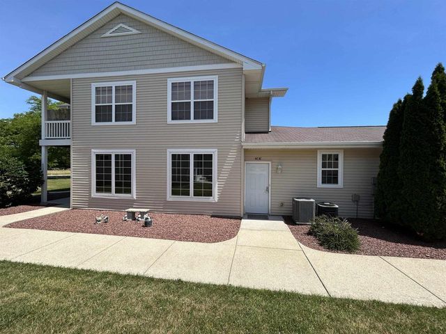 4636 Woodgate Drive, Janesville, WI 53546