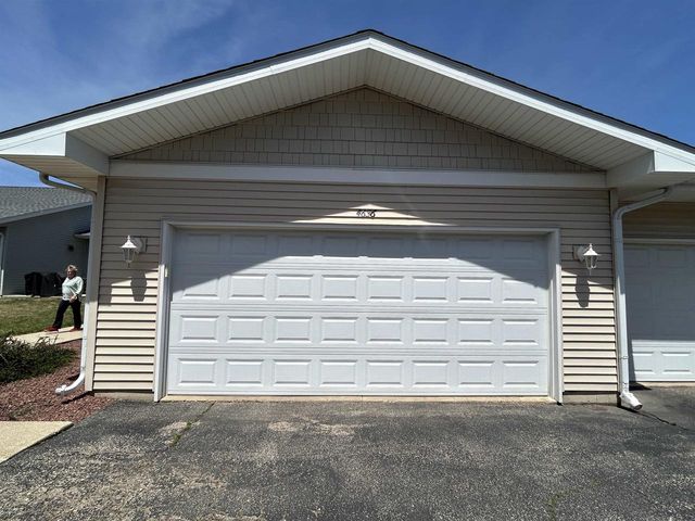 4636 Woodgate Drive, Janesville, WI 53546