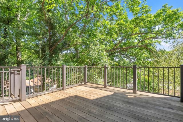 2803 ARIZONA TER NW, Washington, DC 20016