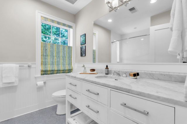 2803 ARIZONA TER NW, Washington, DC 20016