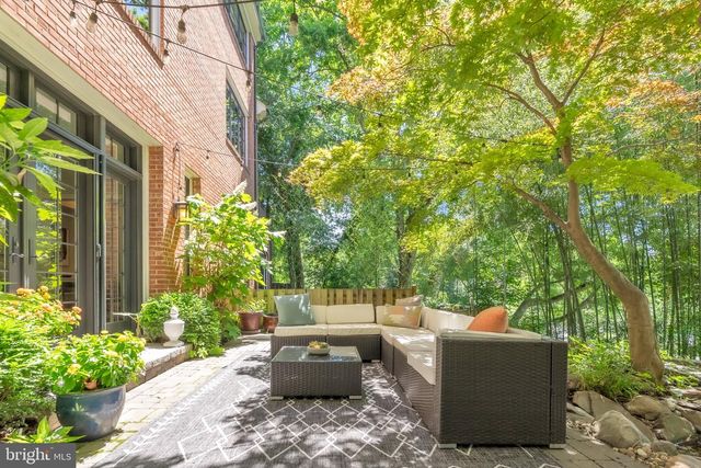 2803 ARIZONA TER NW, Washington, DC 20016