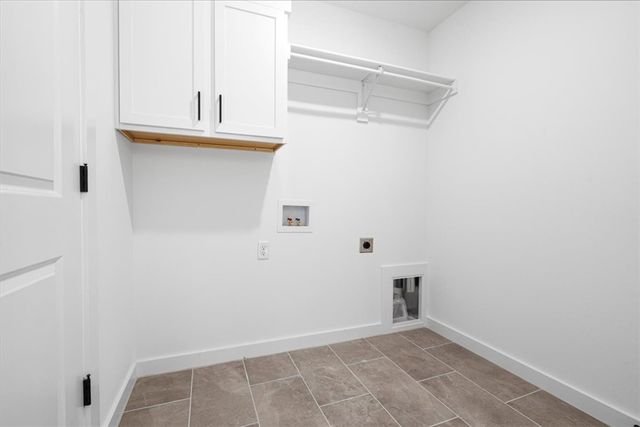 15 Berwick Lane, Bella Vista, AR 72714