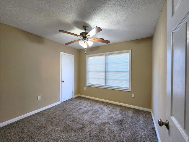 1013 14th Avenue N, Texas City, TX 77590