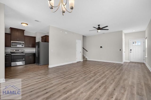 100 Centennial Court, Hinesville, GA 31313
