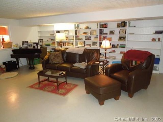 37 Wooster Place LL, New Haven, CT 06512