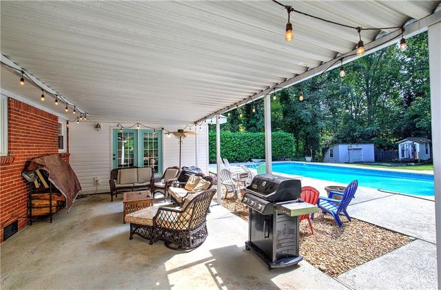 107 Garden Hill Drive, Calhoun, GA 30701